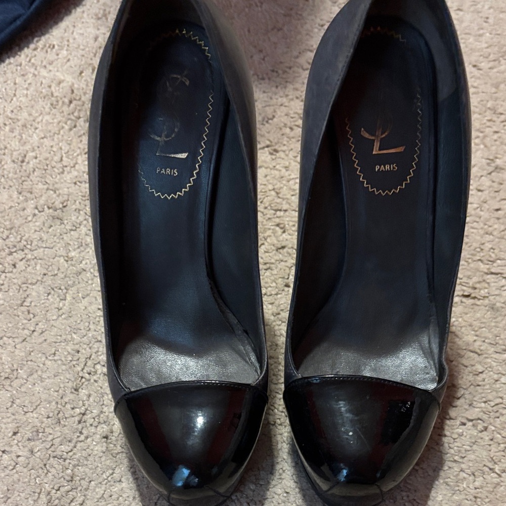 Yves Saint Laurent Black Heels